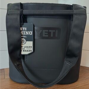 Yeti Camino Carryall 20 - black NWT